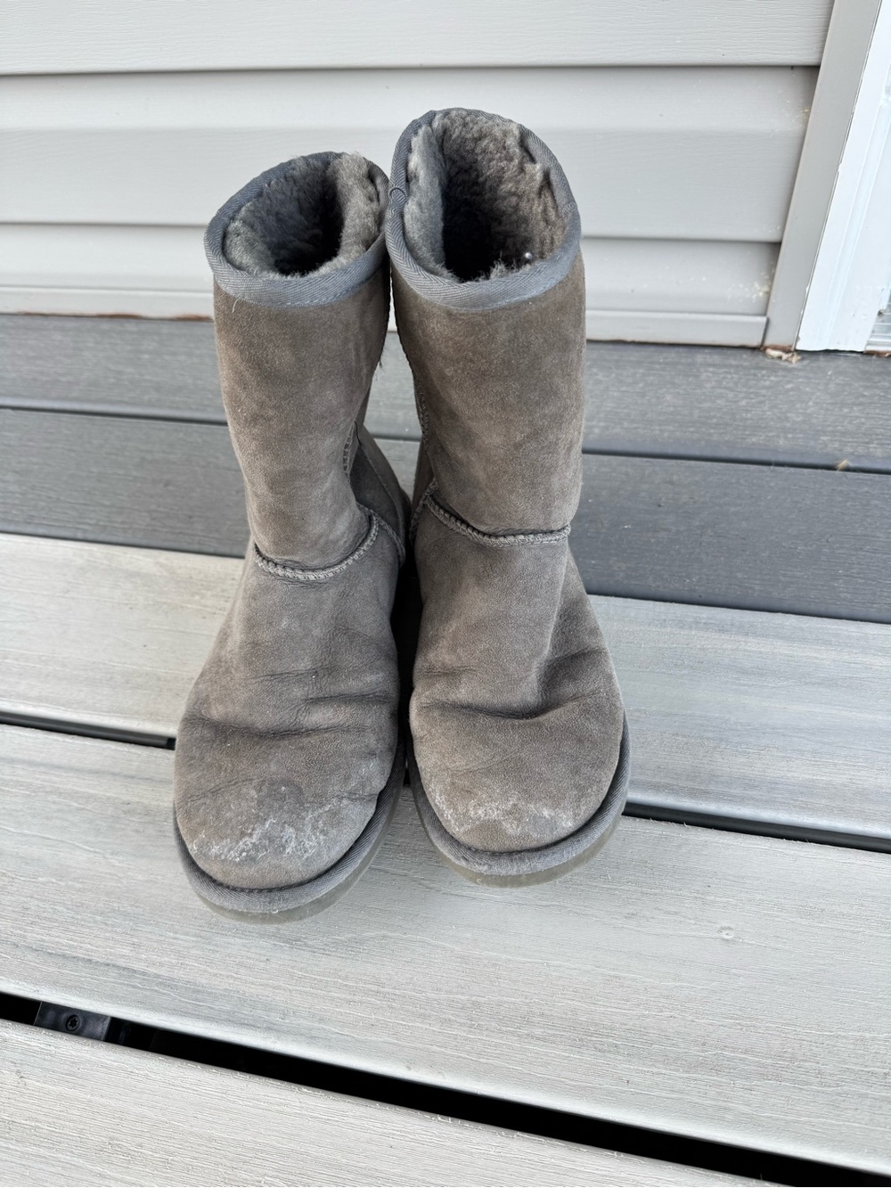 Ugg Gray Suede Shearling-Lined Mid-Calf Boots size 9